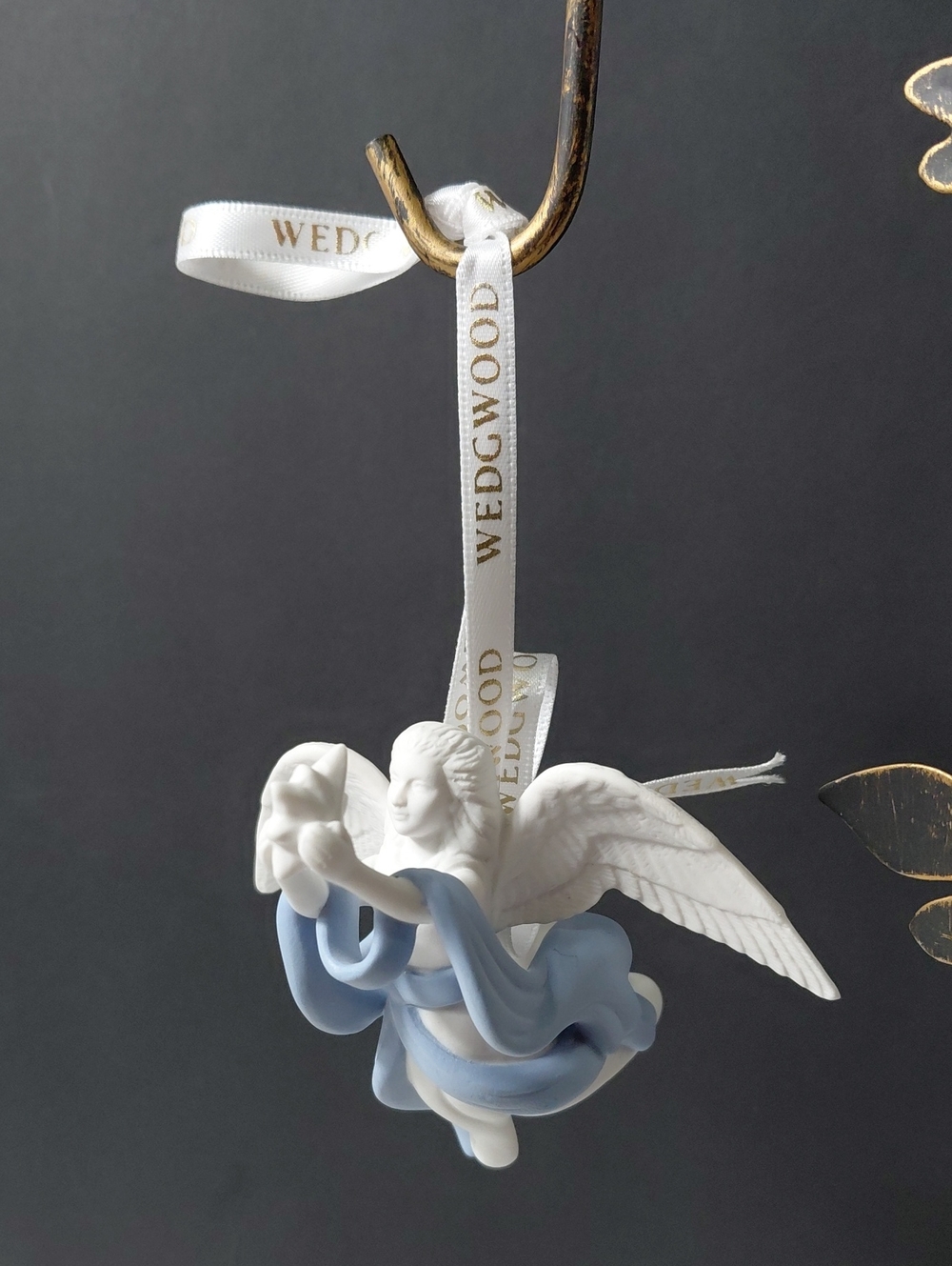 Wedgwood Angel Holding Star